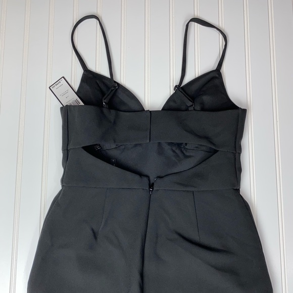 BCBGMaxazria Cut Out Back Jumpsuit M NWT - Picture 12 of 15